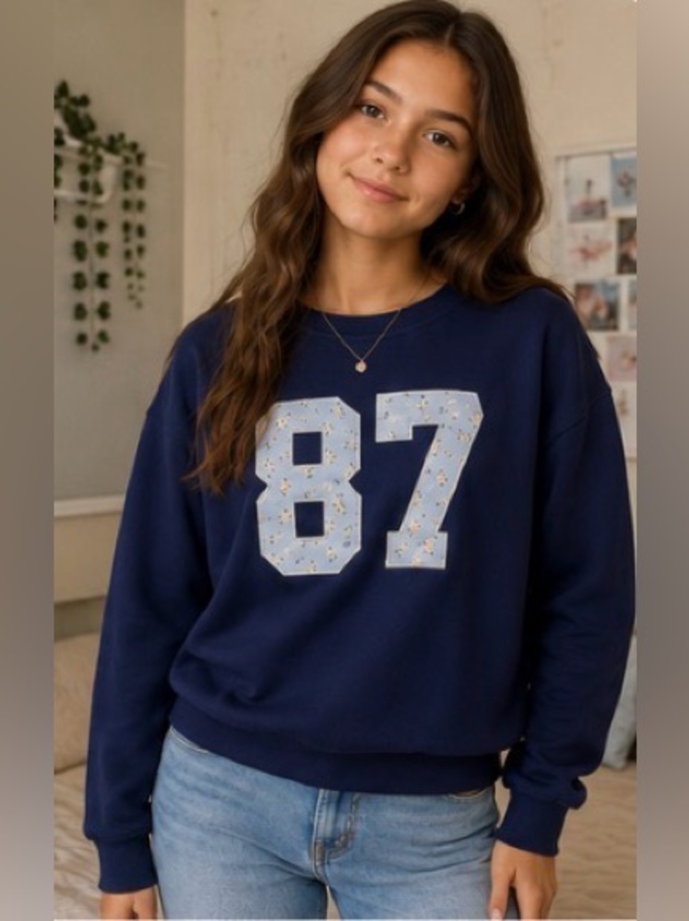 No Comment Girls Navy “87” Floral Patch Sweatshirt Size XL (16)
